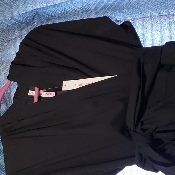 French Rendez Vous Size 12 is a beautiful jumpsuit. - Picture 4 of 4